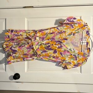 Adorable, medium romper, colorful floral for summer